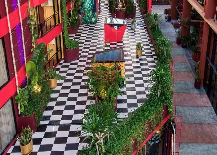 Hotel Mestyle Museum 4*